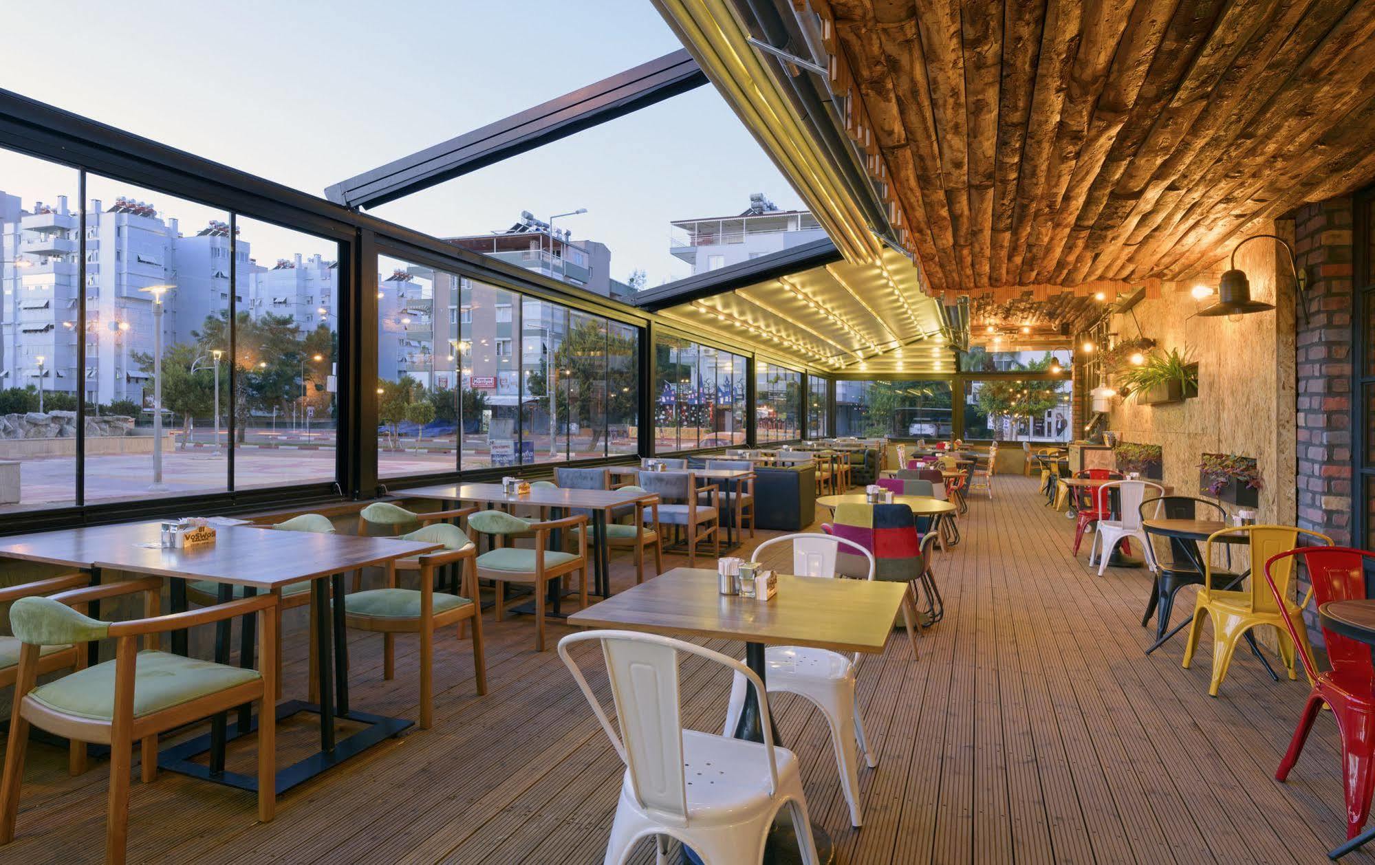 Voswos Garage Coffee Hotel Antalya Exterior photo